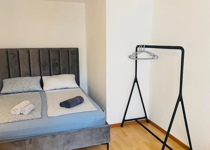 11 Im Strohberg Marienplatz